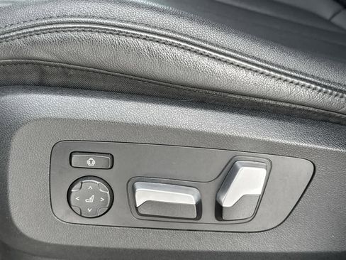 Used 2021 BMW X7 xDrive40i w/ Cold Weather Package image 13