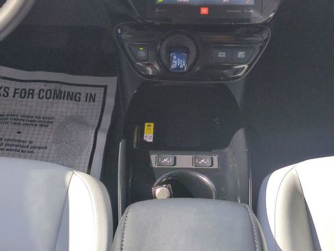 Certified 2022 Toyota Prius Limited image 19