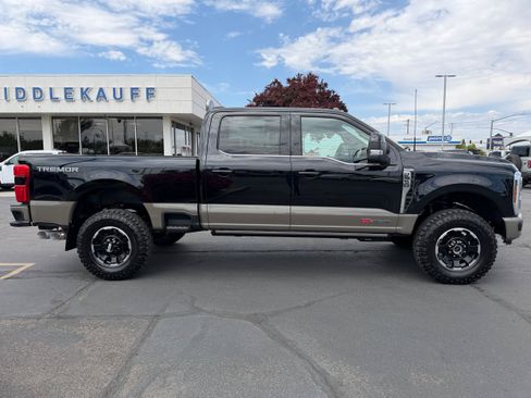 New 2026 Ford F350 King Ranch w/ Tremor Off-Road Package AWD/4WD image 2