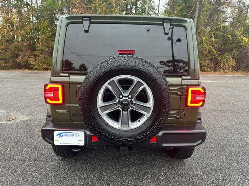 Used 2021 Jeep Wrangler Unlimited Sahara w/ Safety Group image 4
