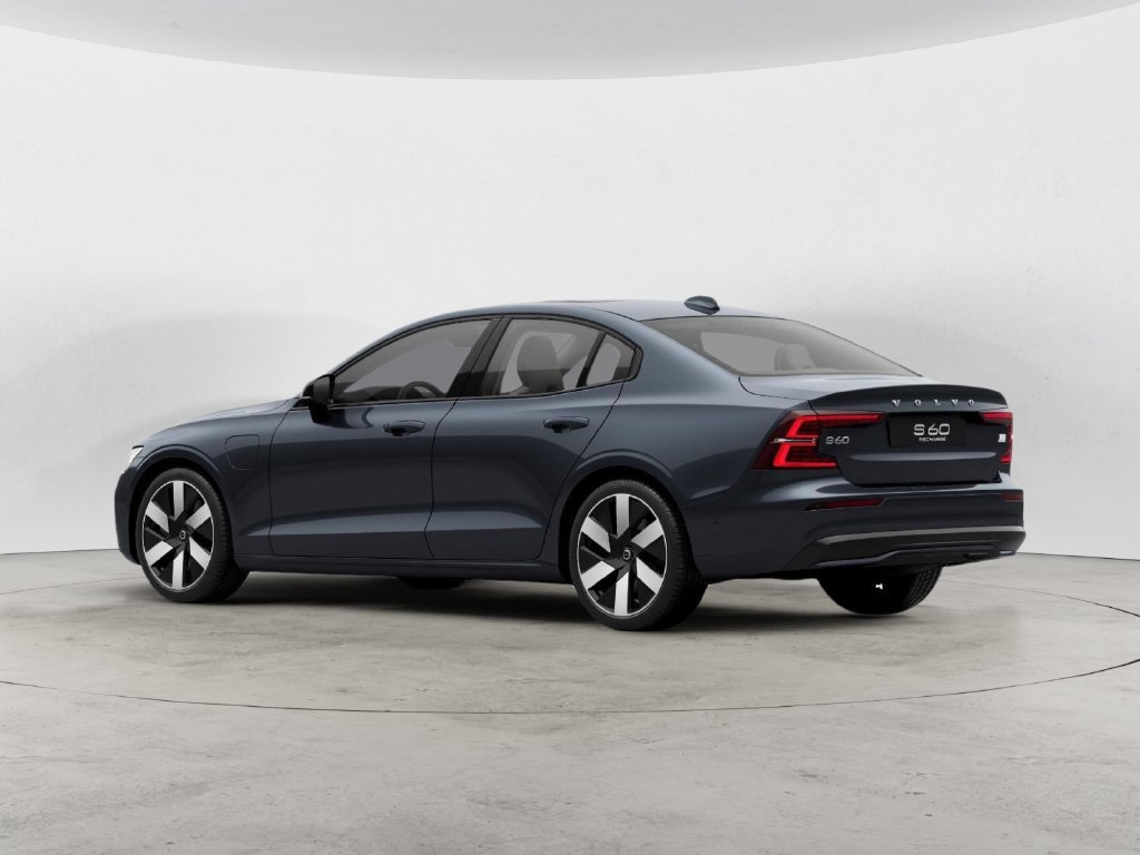 Used 2024 Volvo S60 T8 Plus w/ Climate Package AWD/4WD image 4