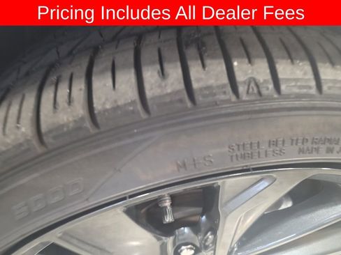 Used 2025 Toyota Corolla SE FWD image 14