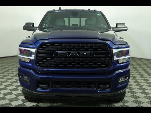 Used 2022 RAM 2500 Big Horn w/ Level C Equiment Group AWD/4WD image 21