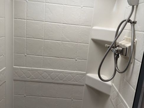 Used 2020 Mercedes-Benz Sprinter 3500 image 18