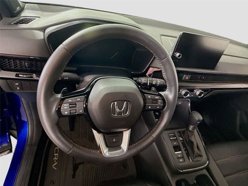 Used 2025 Honda CR-V Sport Touring image 5