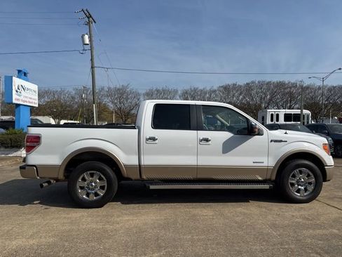 Used 2012 Ford F150 Lariat w/ Lariat Chrome Pkg image 4