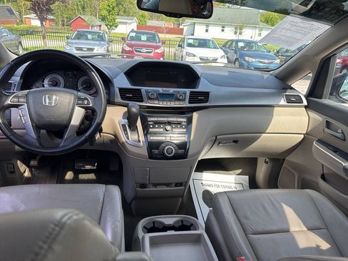 Used 2011 Honda Odyssey EX-L image 9