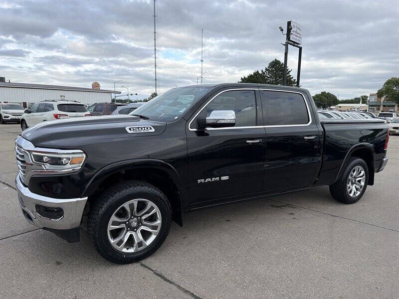 Used 2019 RAM 1500 Limited AWD/4WD image 1