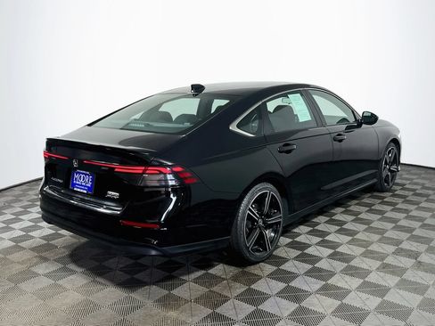 Used 2024 Honda Accord Sport image 7
