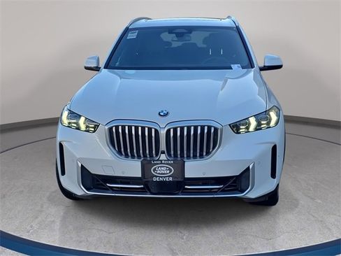 Used 2025 BMW X5 xDrive40i image 3