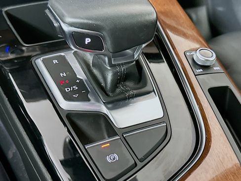 Used 2023 Audi A5 2.0T Premium w/ Convenience Package image 7