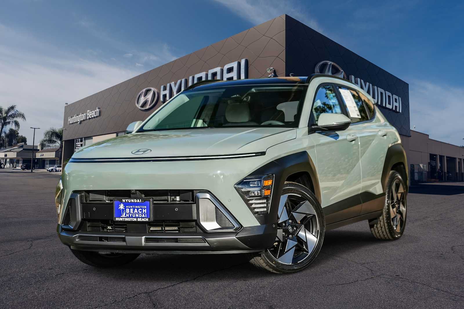 Certified 2024 Hyundai Kona Limited FWD image 1