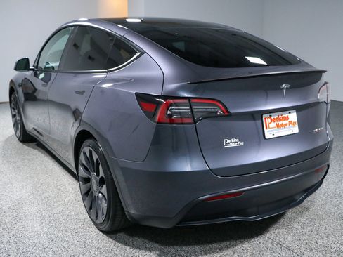 Used 2023 Tesla Model Y Performance AWD/4WD image 9