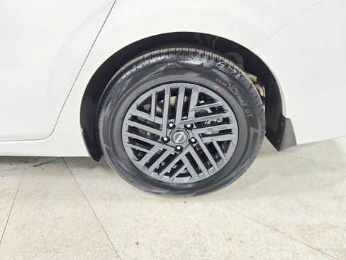 New 2026 Nissan Sentra SV FWD image 40