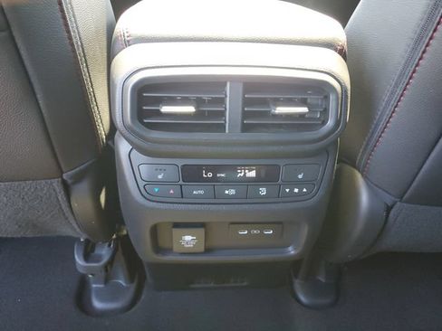 Certified 2024 Honda Passport Black Edition image 13
