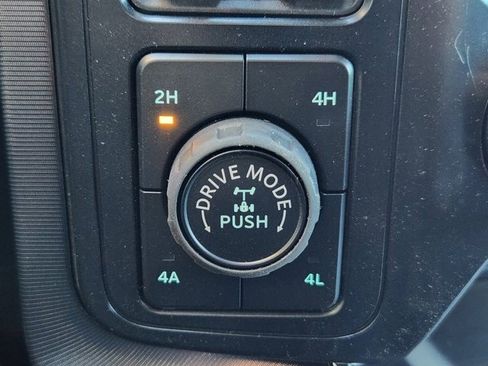 New 2025 Ford F150 Platinum w/ FX4 Off-Road Package image 16