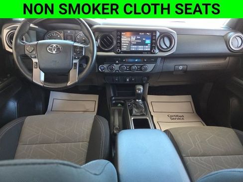 Used 2020 Toyota Tacoma TRD Sport AWD/4WD image 2