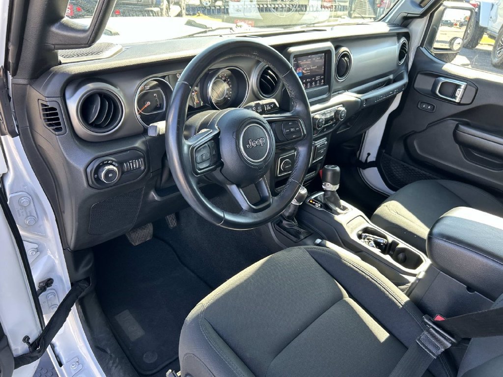 Used 2021 Jeep Wrangler Sport AWD/4WD image 37