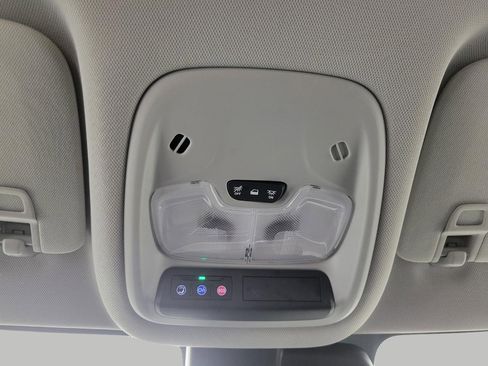 Used 2025 Chevrolet TrailBlazer LT image 19