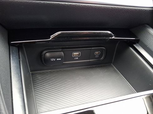 New 2025 Kia Sportage LX image 14