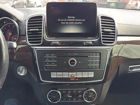 Used 2017 Mercedes-Benz GLS 450 4MATIC image 17