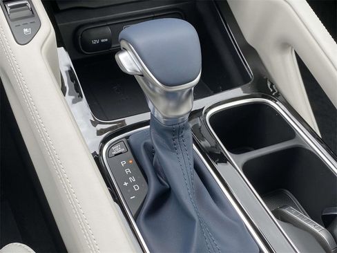 New 2025 Kia Telluride SX image 16