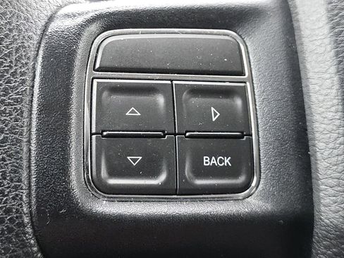 Used 2016 Dodge Journey SXT w/ Comfort/Convenience Group image 28