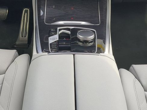 New 2026 BMW X5 xDrive40i w/ M Sport Package image 19