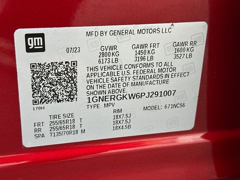 Used 2023 Chevrolet Traverse LT image 29