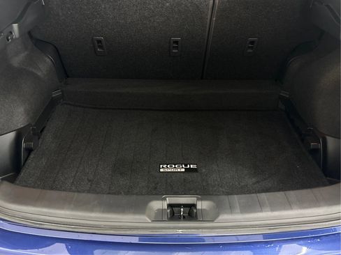 Used 2022 Nissan Rogue Sport S image 16