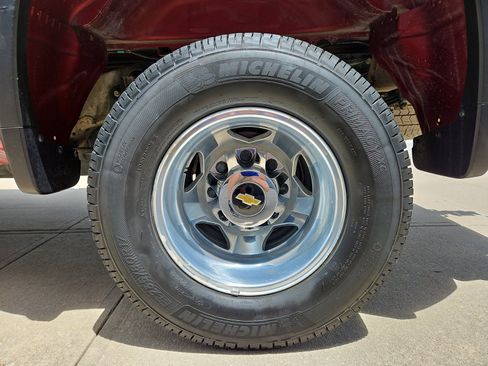 Used 2021 Chevrolet Silverado 3500 High Country AWD/4WD image 5