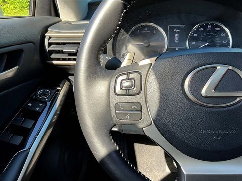 Used 2017 Lexus IS 300 AWD w/ Premium Package image 13