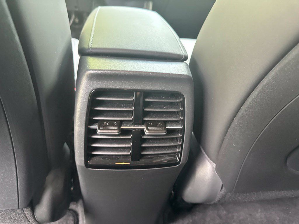 Used 2024 Kia Niro Wind FWD image 23