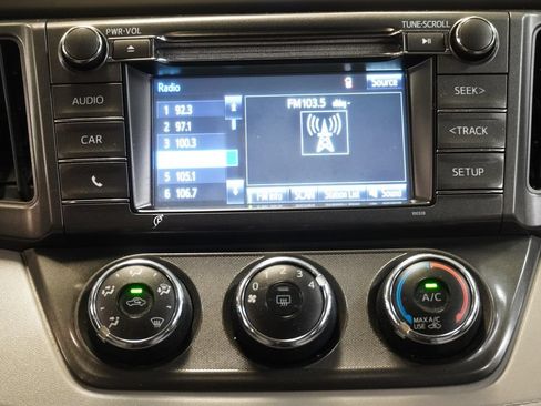 Used 2015 Toyota RAV4 LE AWD/4WD image 19