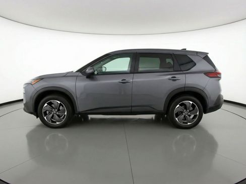 Used 2025 Nissan Rogue SV image 5