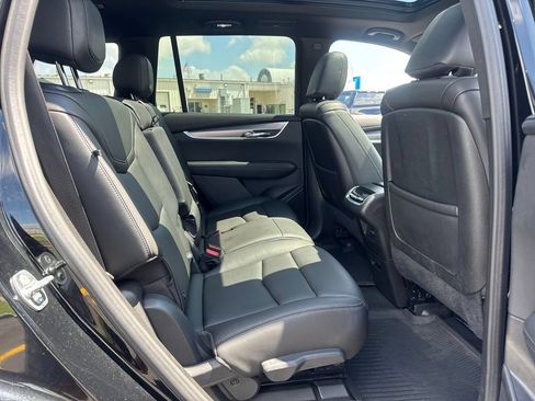 Certified 2024 Cadillac XT6 Luxury w/ LPO, Floor Liner Package AWD/4WD image 14