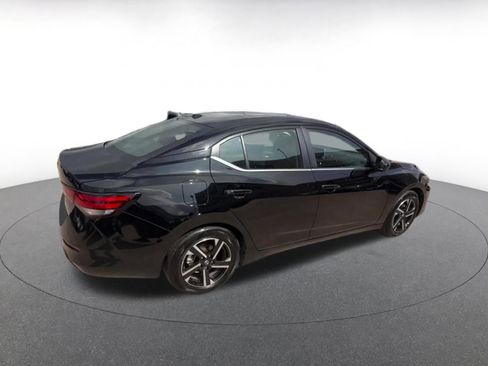 Used 2025 Nissan Sentra SV FWD image 15