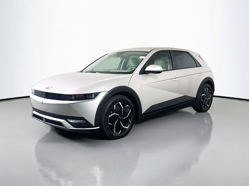 Used 2023 Hyundai Ioniq 5 SEL image 4