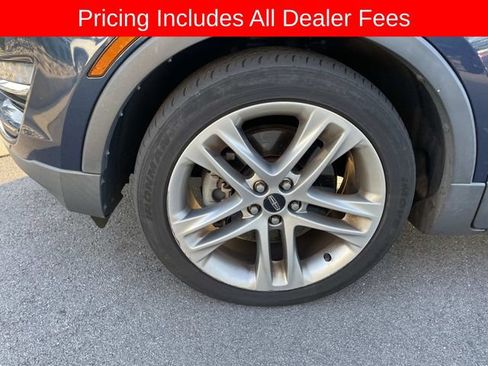 Used 2017 Lincoln MKC Reserve AWD/4WD image 2