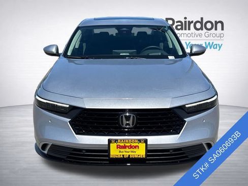 Used 2025 Honda Accord Touring image 2