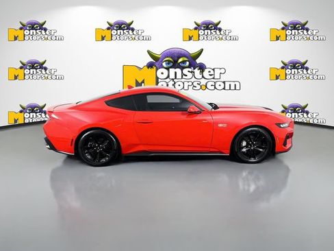 Used 2024 Ford Mustang GT RWD image 4