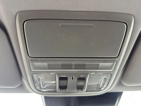 Used 2018 Honda CR-V EX image 21