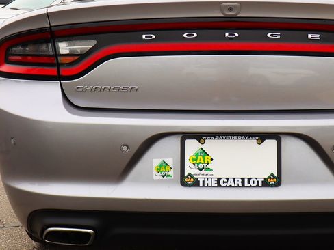 Used 2018 Dodge Charger SXT Plus w/ Driver Confidence Group RWD image 19