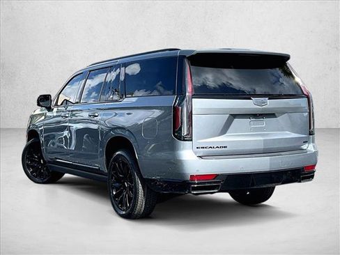 Used 2024 Cadillac Escalade ESV Sport Platinum w/ LPO, ONYX Package AWD/4WD image 13