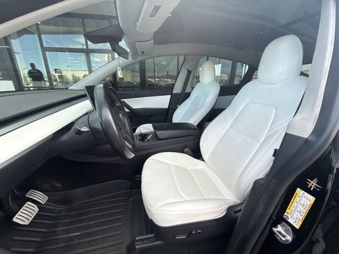 Used 2022 Tesla Model Y Performance AWD/4WD image 11