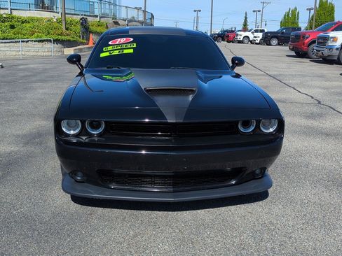 Used 2019 Dodge Challenger R/T w/ Blacktop Package RWD image 2