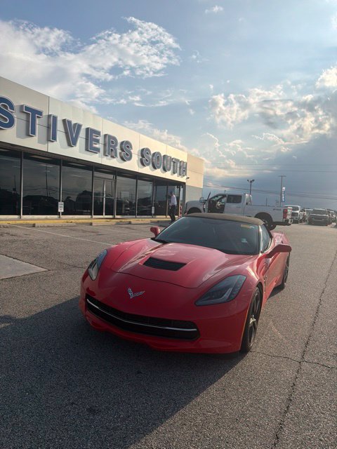 Used 2014 Chevrolet Corvette Stingray Convertible RWD image 3