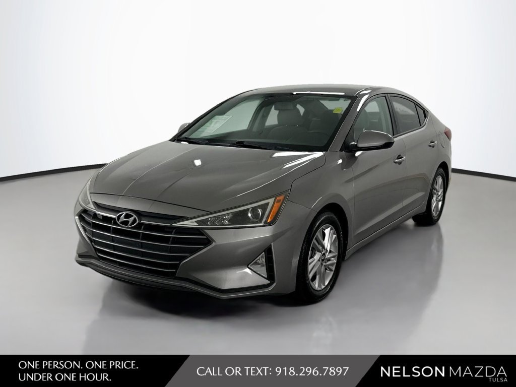 Used 2020 Hyundai Elantra SEL FWD image 1