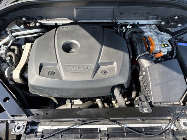 Certified 2024 Volvo XC60 T8 Plus w/ Climate Package AWD/4WD image 33