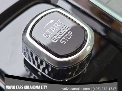 Certified 2026 Volvo V60 B5 Cross Country Plus w/ Climate Package AWD/4WD image 23